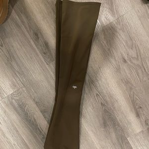 Alo yoga long brown flare pant